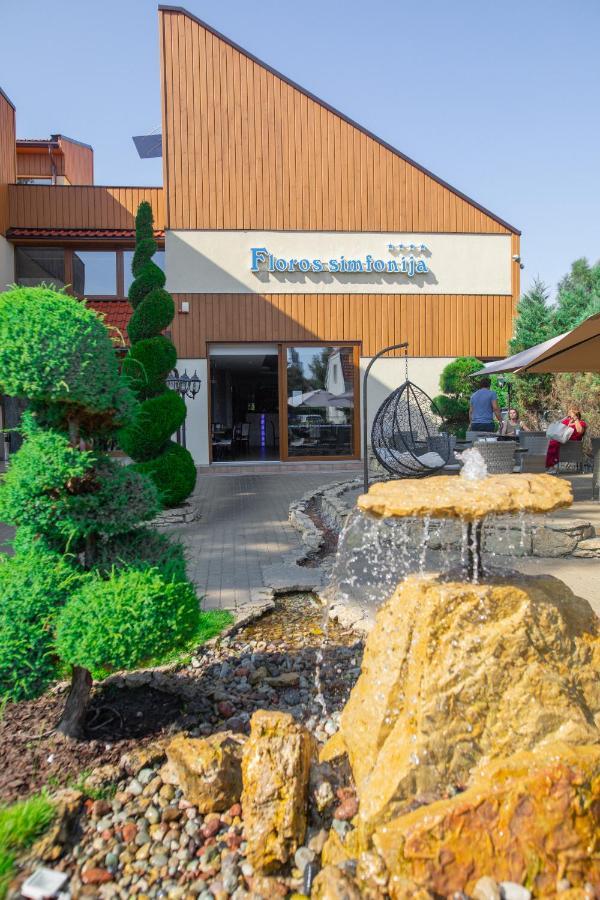 Floros Simfonija Otel Šventoji Dış mekan fotoğraf