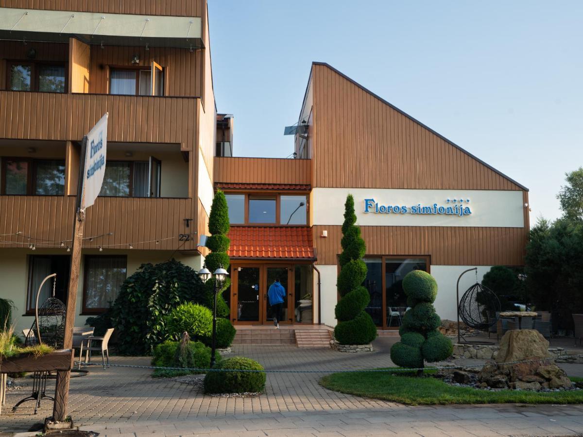 Floros Simfonija Otel Šventoji Dış mekan fotoğraf