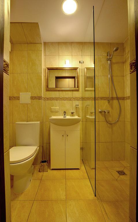 Floros Simfonija Otel Šventoji Oda fotoğraf